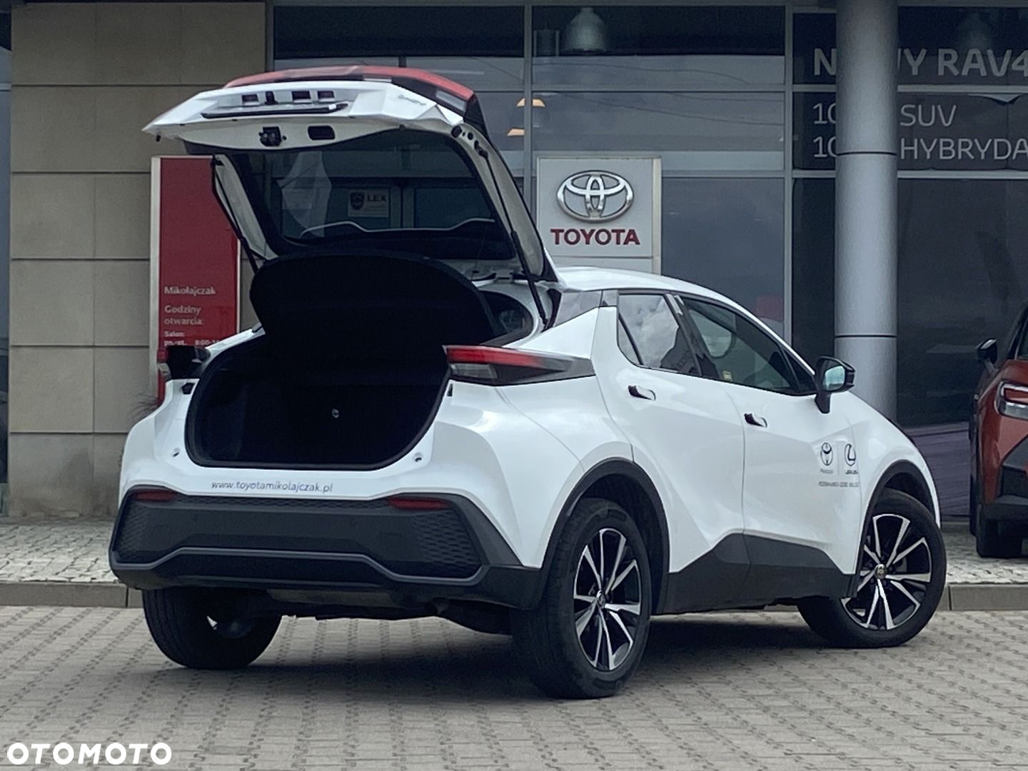 Toyota C-HR - 7