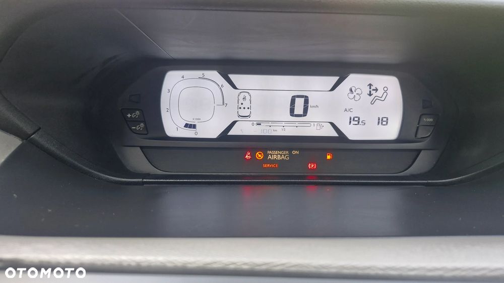 Citroën C4 Picasso BlueHDi 100 Stop&Start Attraction - 19