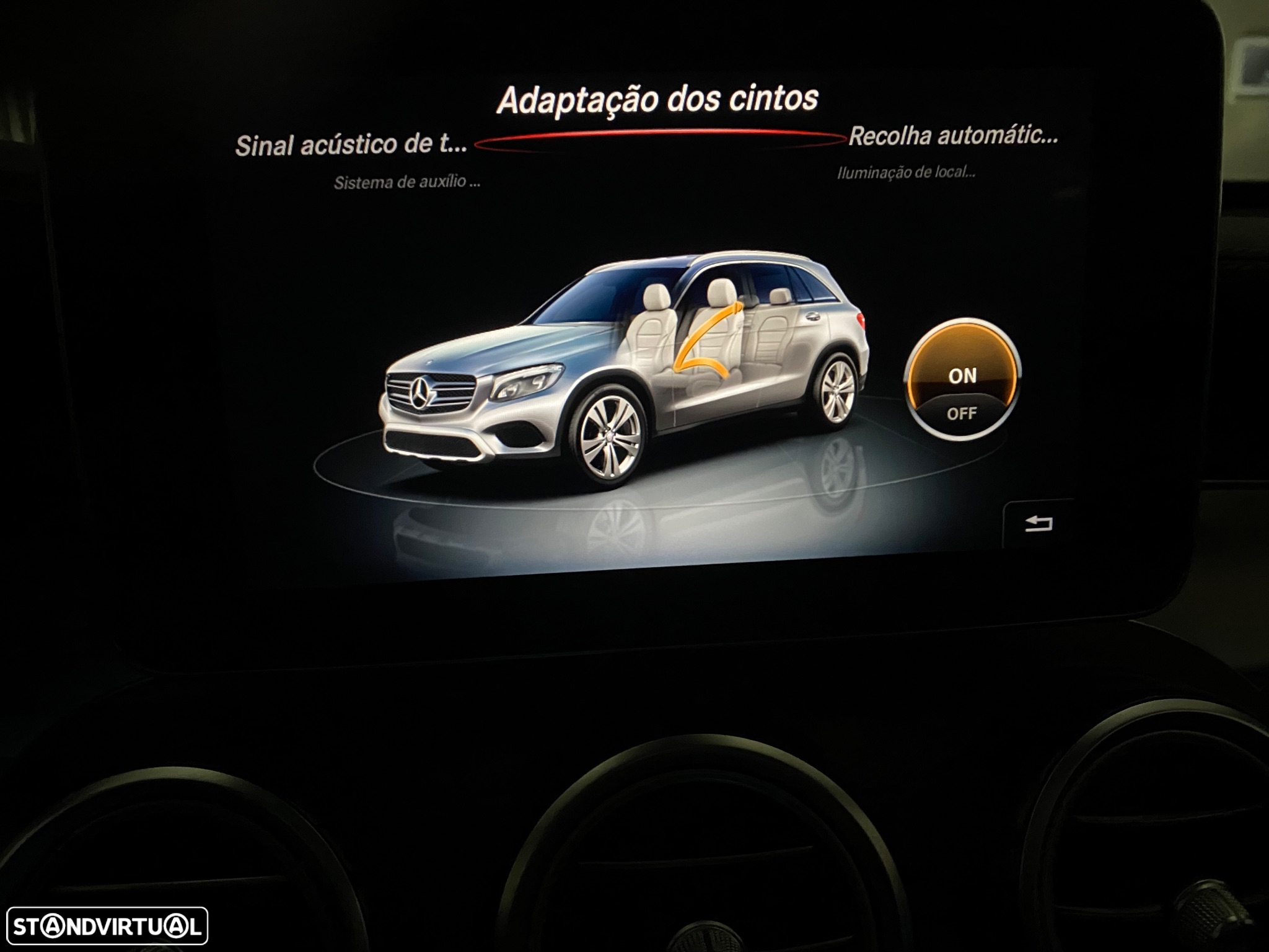 Mercedes-Benz GLC 250 d 4Matic 9G-TRONIC AMG Line - 32