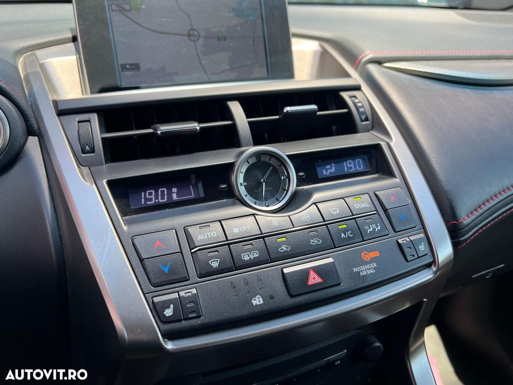 Lexus Seria NX - 16