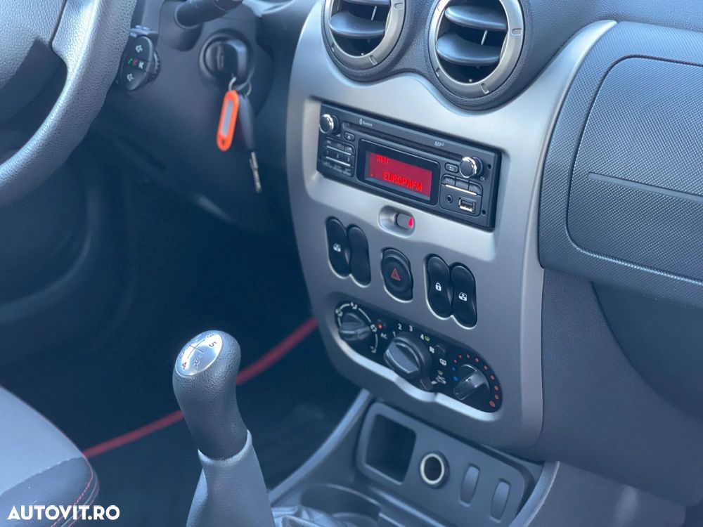 Dacia Duster 1.6 16V 4x2 Destination - 6