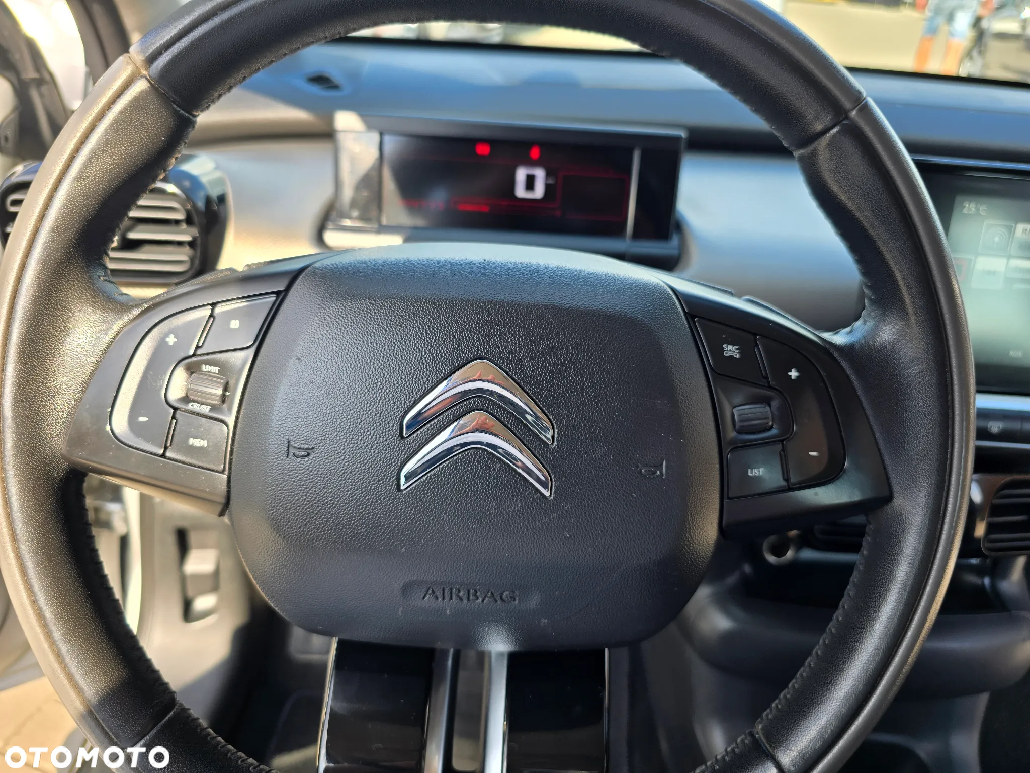 Citroën C4 Cactus - 26