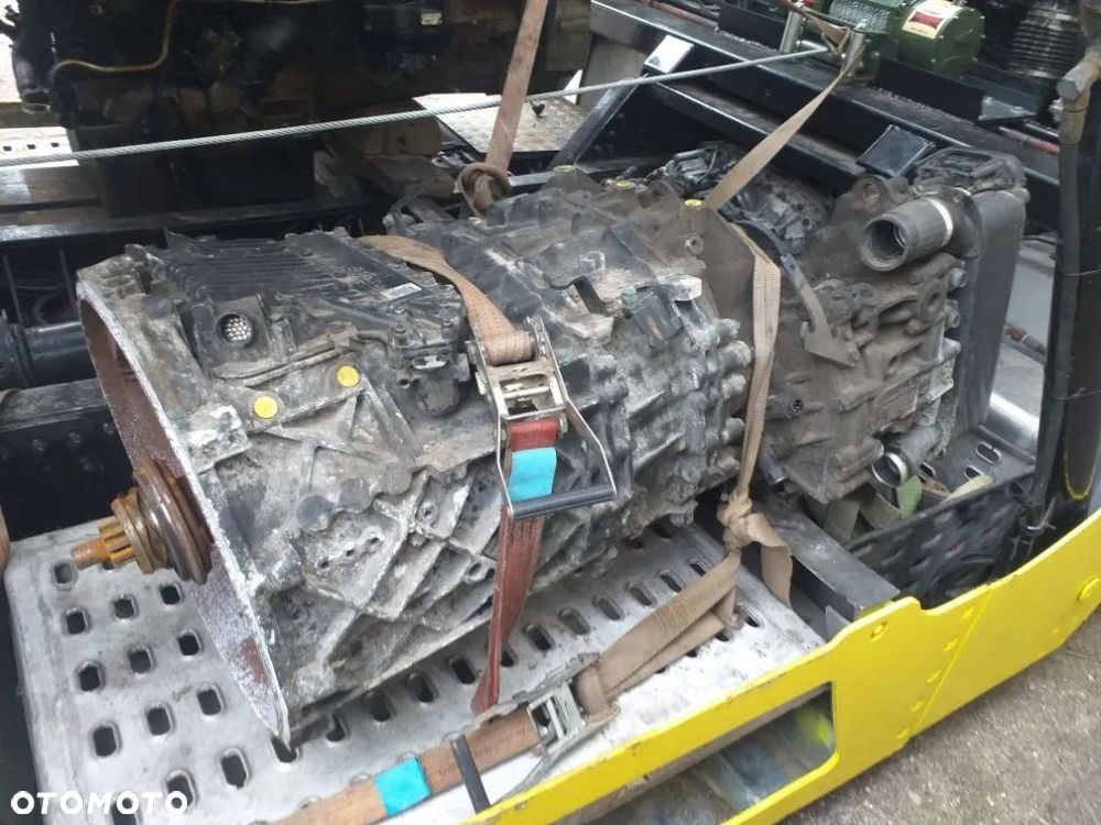 Na części Man TGX 26.440 Euro 6 Silnik Skrzynia Maska Zderzak Drzwi Klapa Szyba - 2