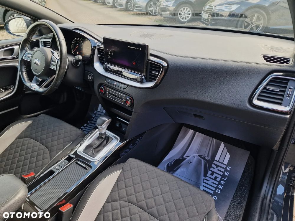 Kia ProCeed 1.6 CRDi DCT7 SCR GT LINE - 28