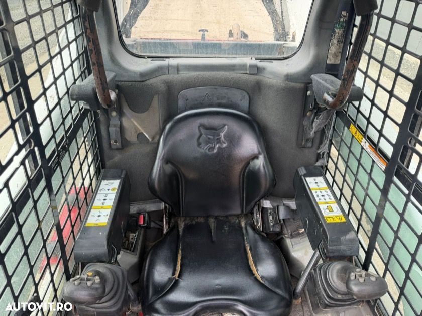 Bobcat S850 Mini Incarcator Frontal - 7