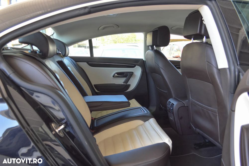 Volkswagen Passat CC 2.0 TDI BlueMotion Technology DSG Exclusive - 22