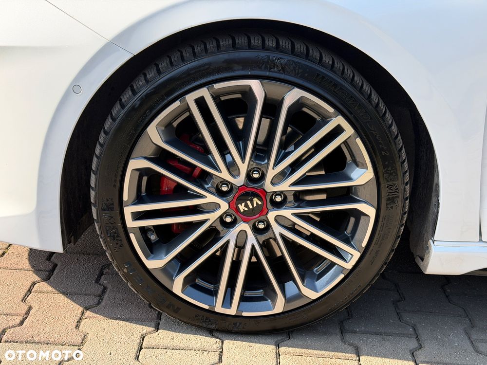 Kia Ceed 1.6 T-GDI GT-Challenge - 15