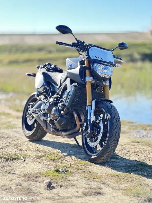 Yamaha MT-09 - 1