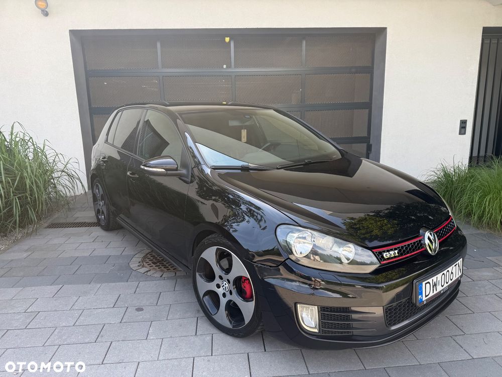 Volkswagen Golf 2.0 GTI - 2