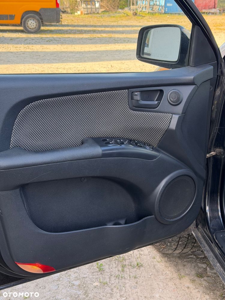 Kia Sportage 2.0 LX - 24