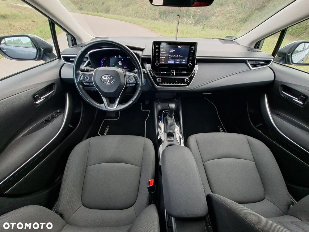 Toyota Corolla 1.8 Hybrid Comfort - 33
