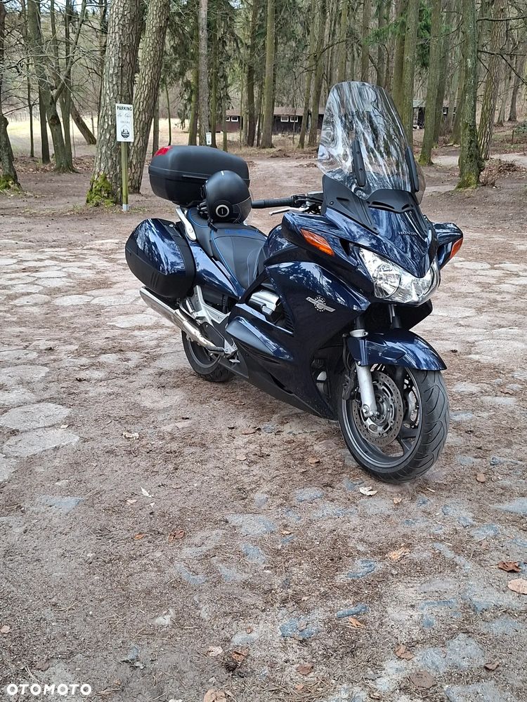 Honda ST - 3