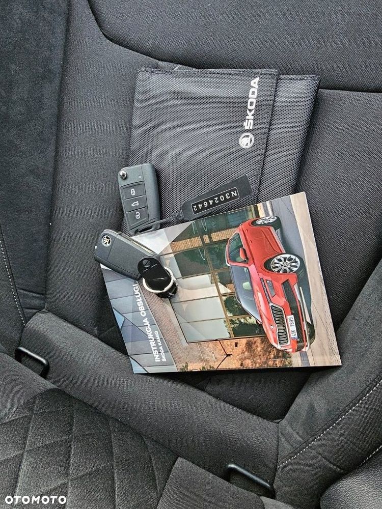 Skoda Kamiq 1.0 TSI Style DSG - 31