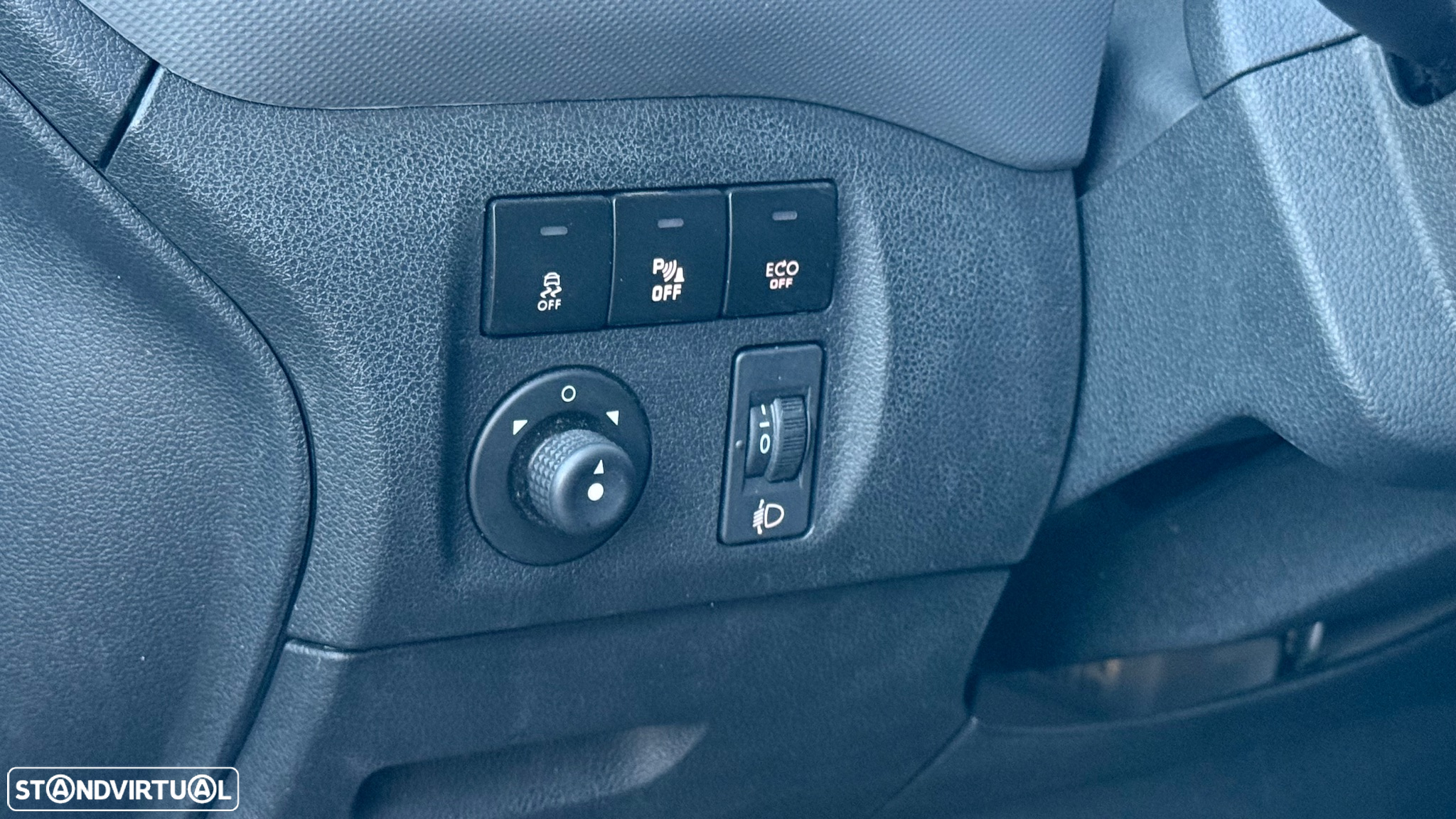 Citroën Berlingo 3lugares AUTOMÁTICA - 20