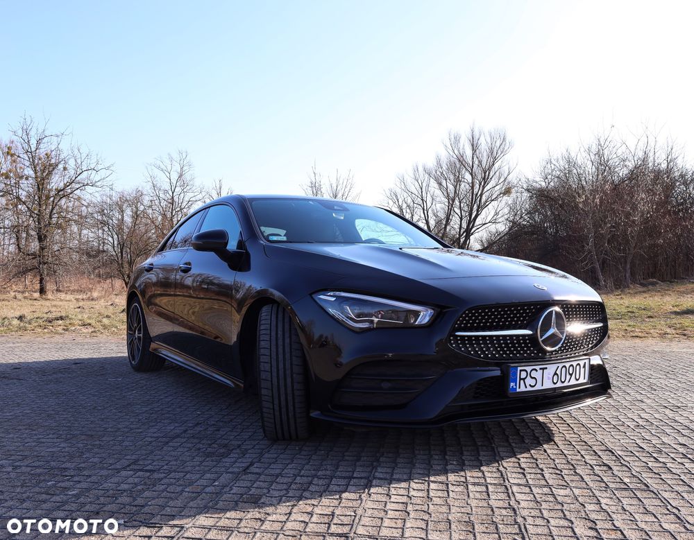 Mercedes-Benz CLA 220 7G-DCT - 4