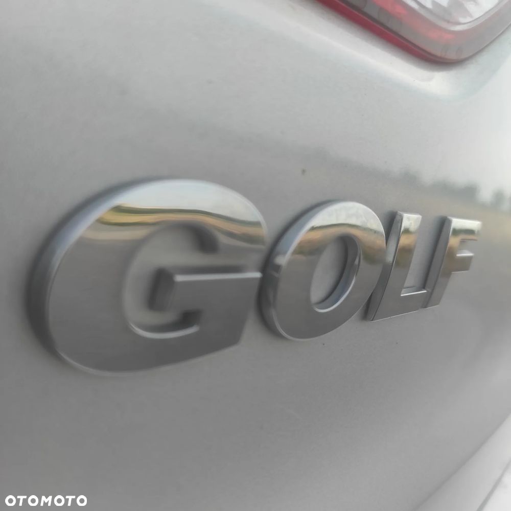 Volkswagen Golf - 34