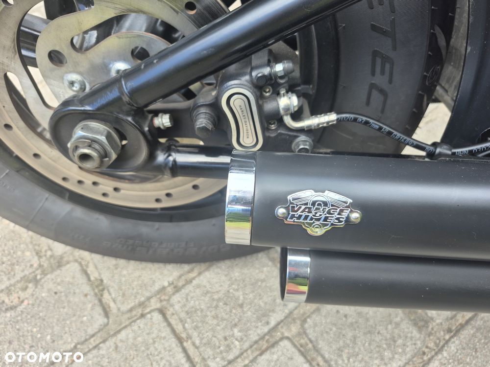 Harley-Davidson Softail Street Bob - 8