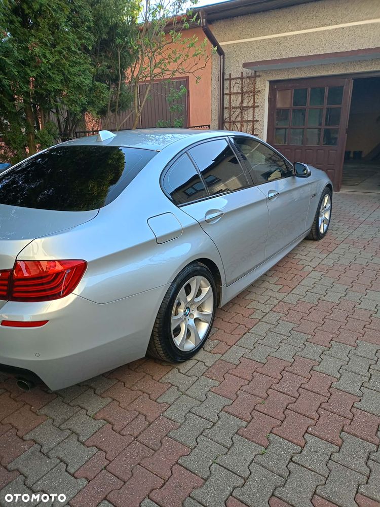 BMW Seria 5 535i Sport-Aut - 4