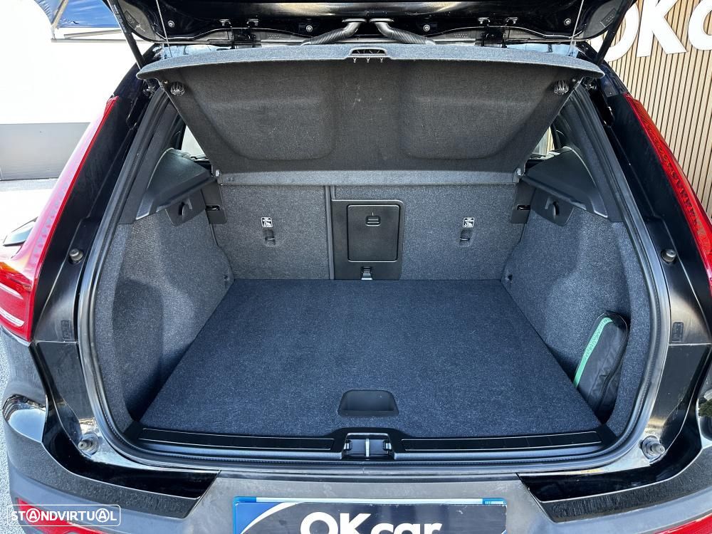 Volvo XC 40 Recharge 69 kWh Single Motor Core - 35