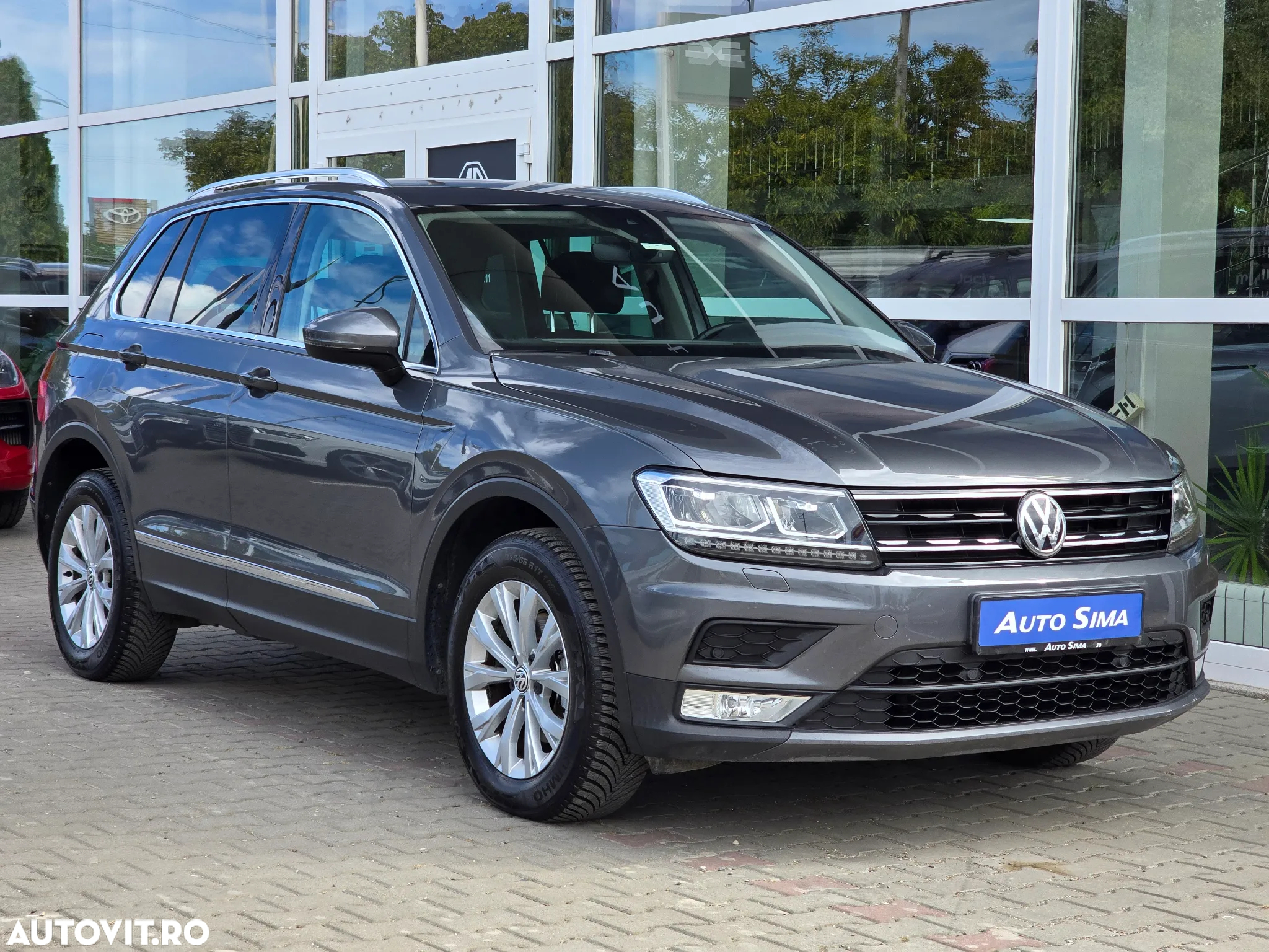 Volkswagen Tiguan 2.0 TDI DPF DSG 4Mot Comfortline - 2