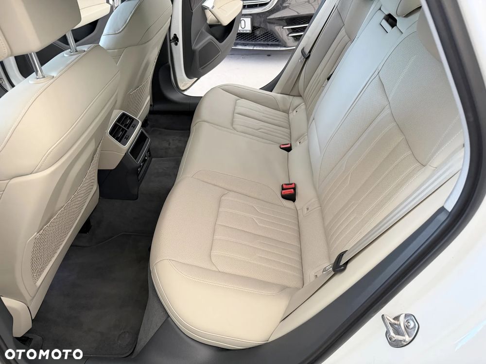 Audi A6 Limousine 45 TFSI Sport S tronic - 8