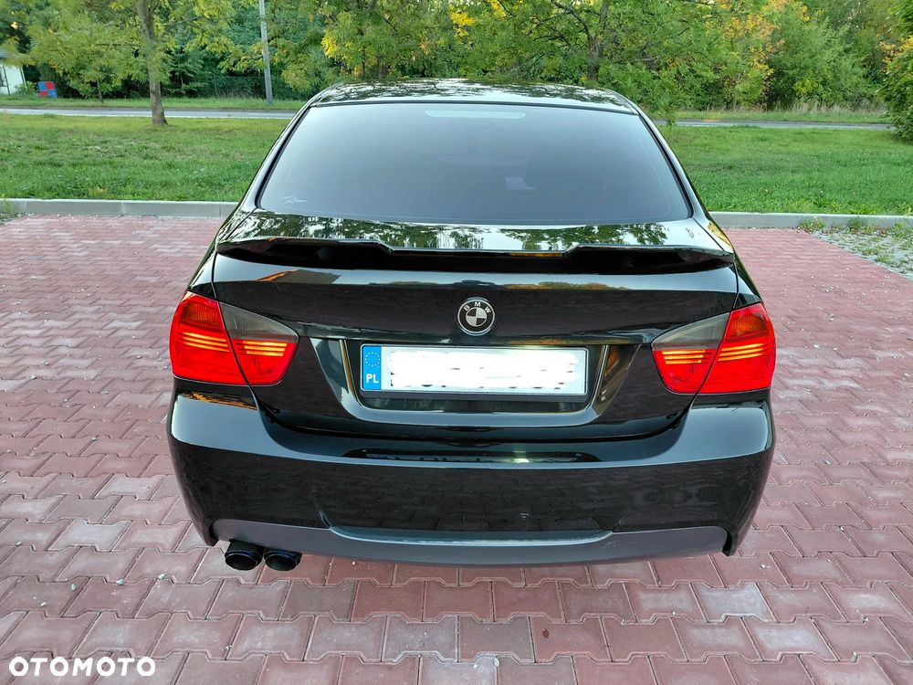 BMW Seria 3 318i - 11