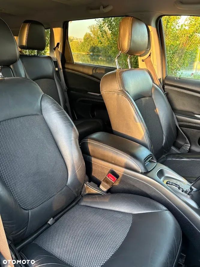 Dodge Journey - 5