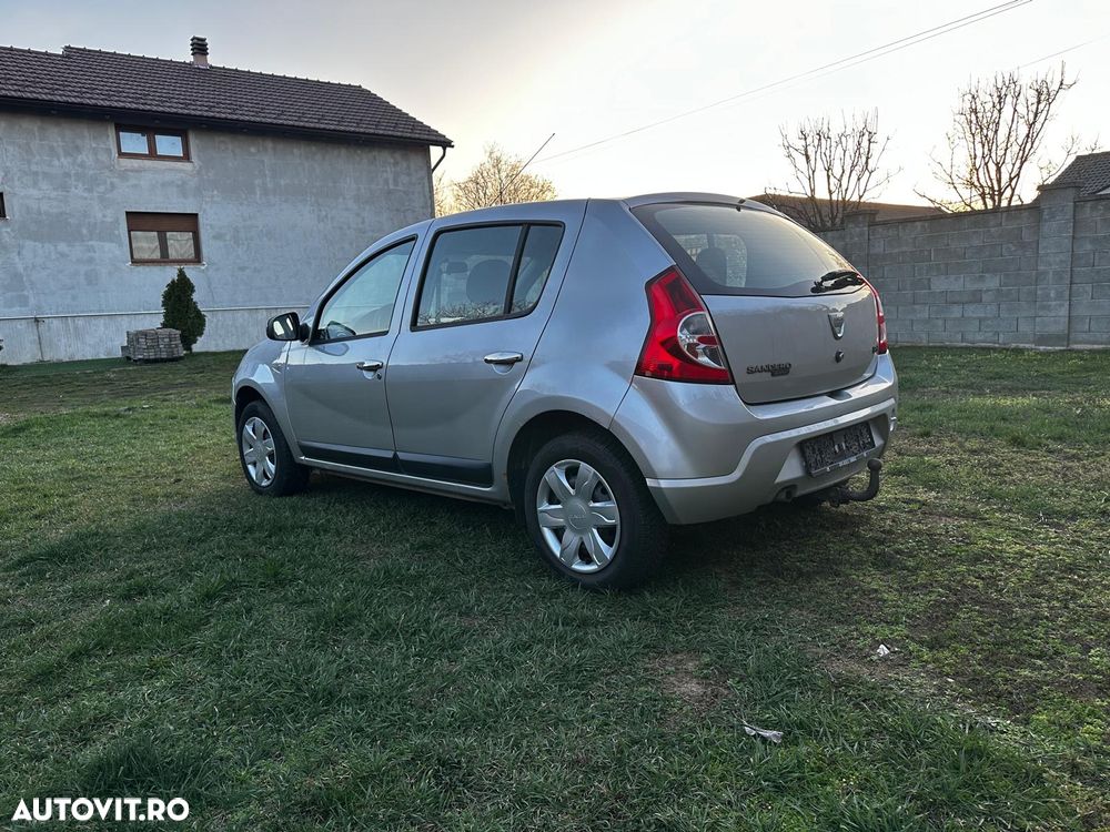 Dacia Sandero 1.2 16V - 5