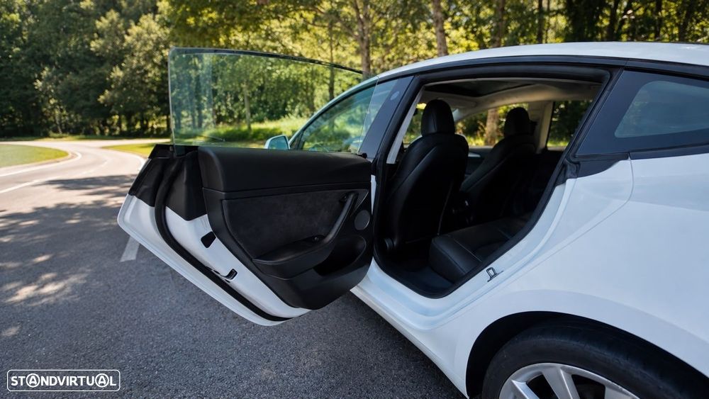 Tesla Model 3 Long Range Tração Integral - 21