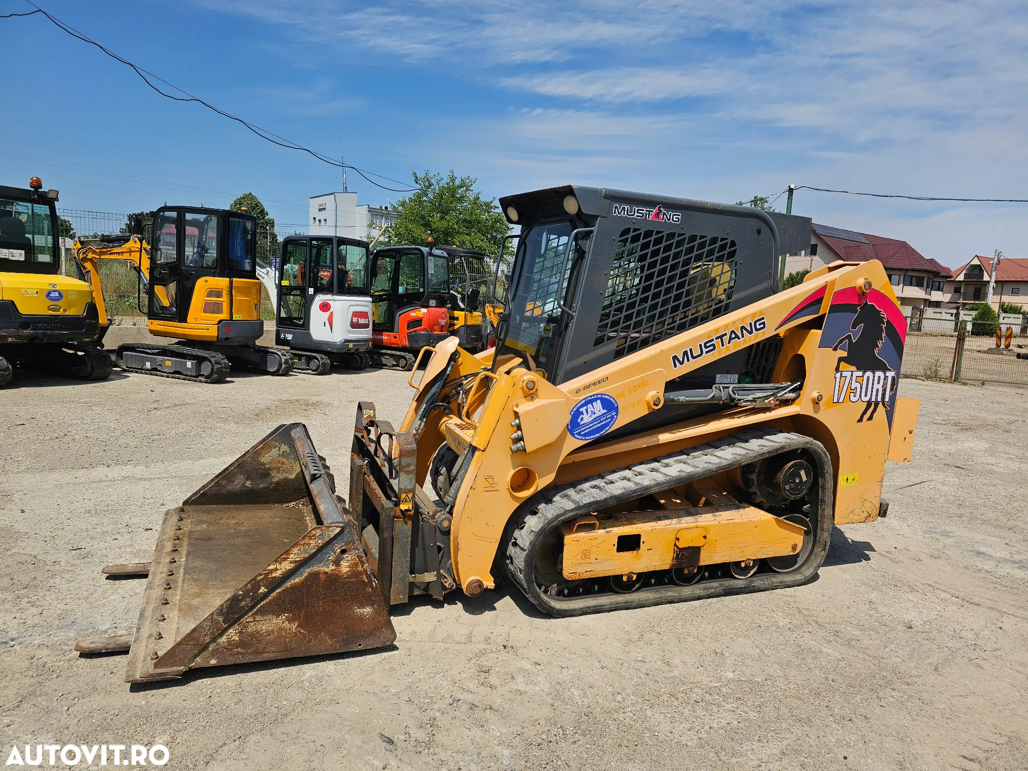 Mustang 1750 RT  airco highflow miniincarcator pe senile bobcat skid steer - 10