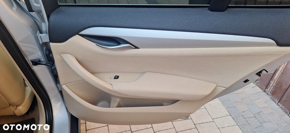 BMW X1 xDrive28i - 23