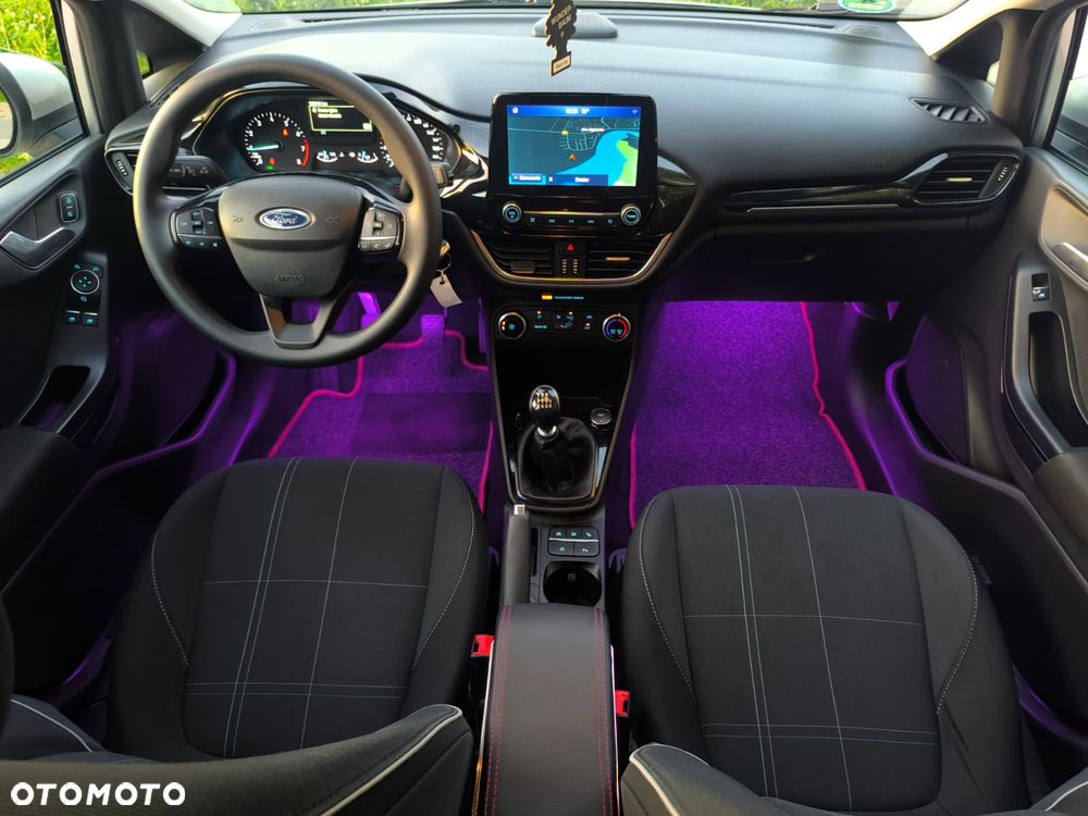 Ford Fiesta - 10