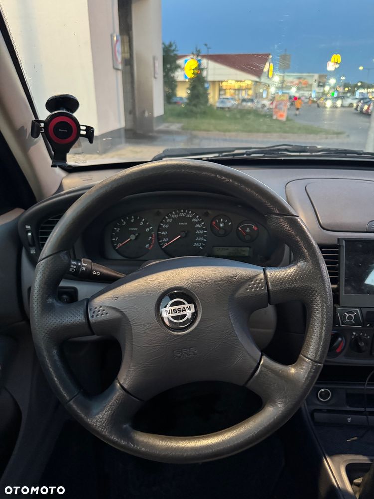 Nissan Almera 1.5 Comfort - 10