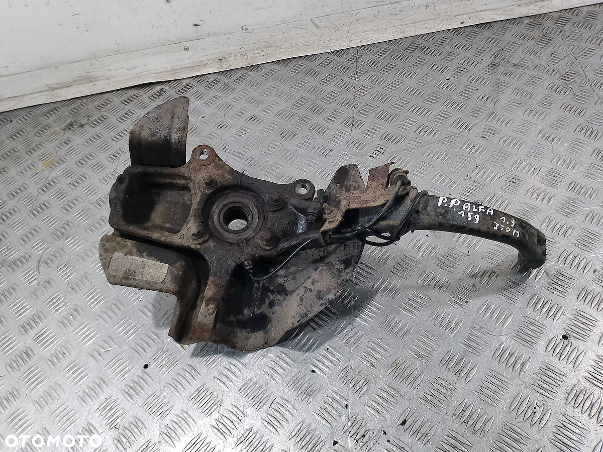 ZWROTNICA PRAWY PRZÓD ALFA ROMEO 159 1.9 JTDM - 2