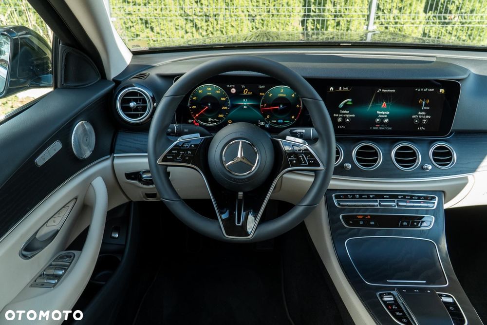 Mercedes-Benz Klasa E - 10