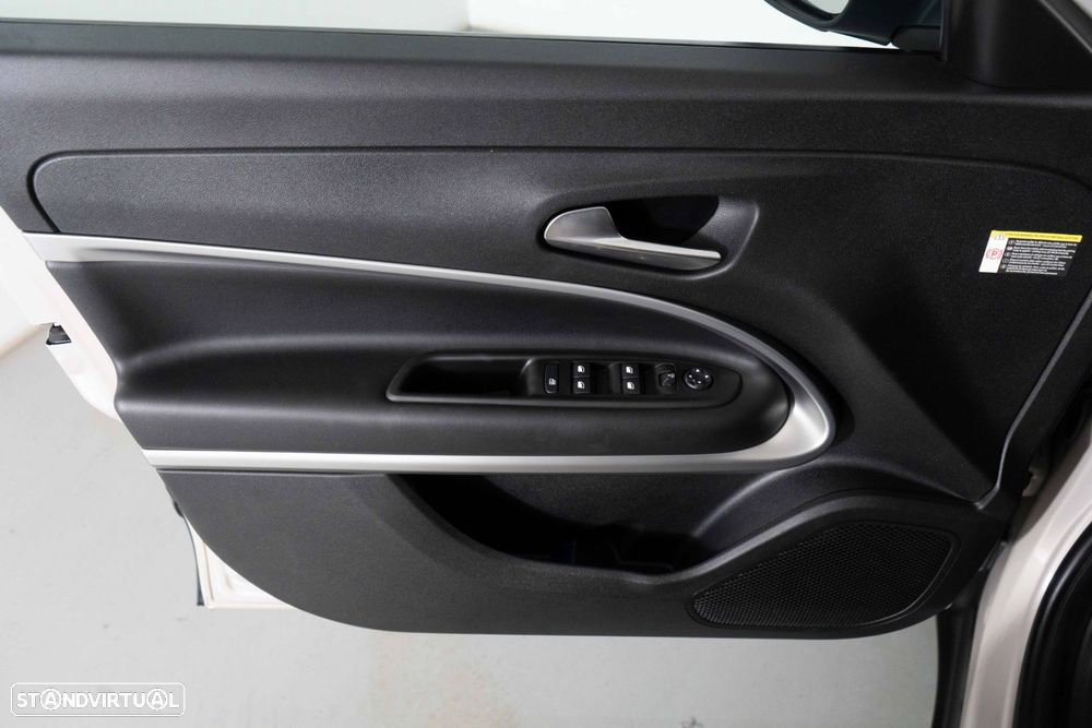 Jeep Avenger 54 kWh Summit - 21