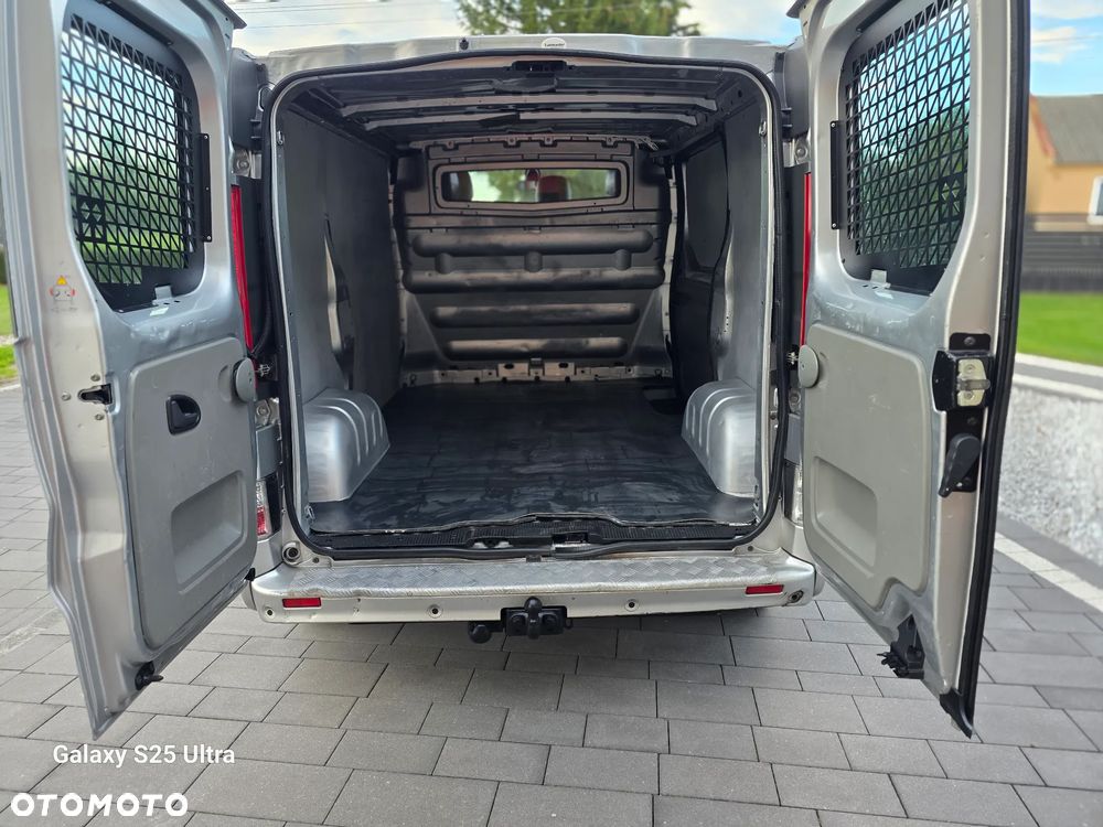 Opel Vivaro - 17