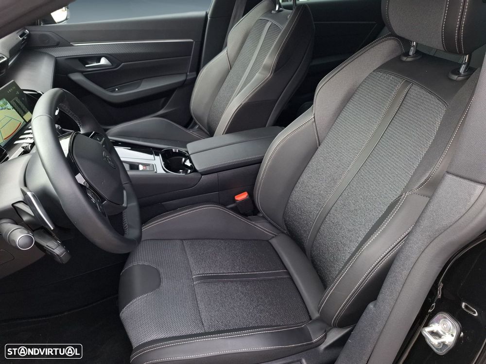 Peugeot 508 1.6 Hybrid Allure e-EAT8 - 11