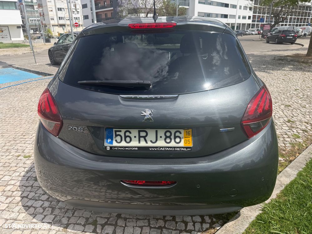 Peugeot 208 1.2 PureTech Style - 12