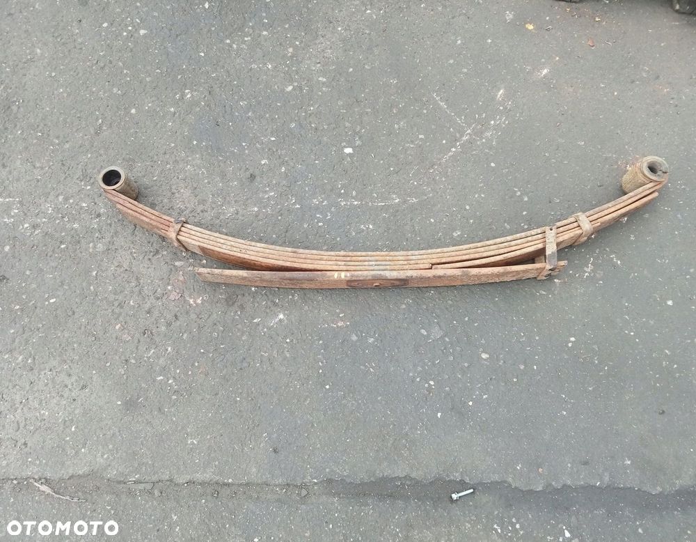 RESOR RESORY TYŁ MITSUBISHI FUSO CANTER 3C13 06- - 1