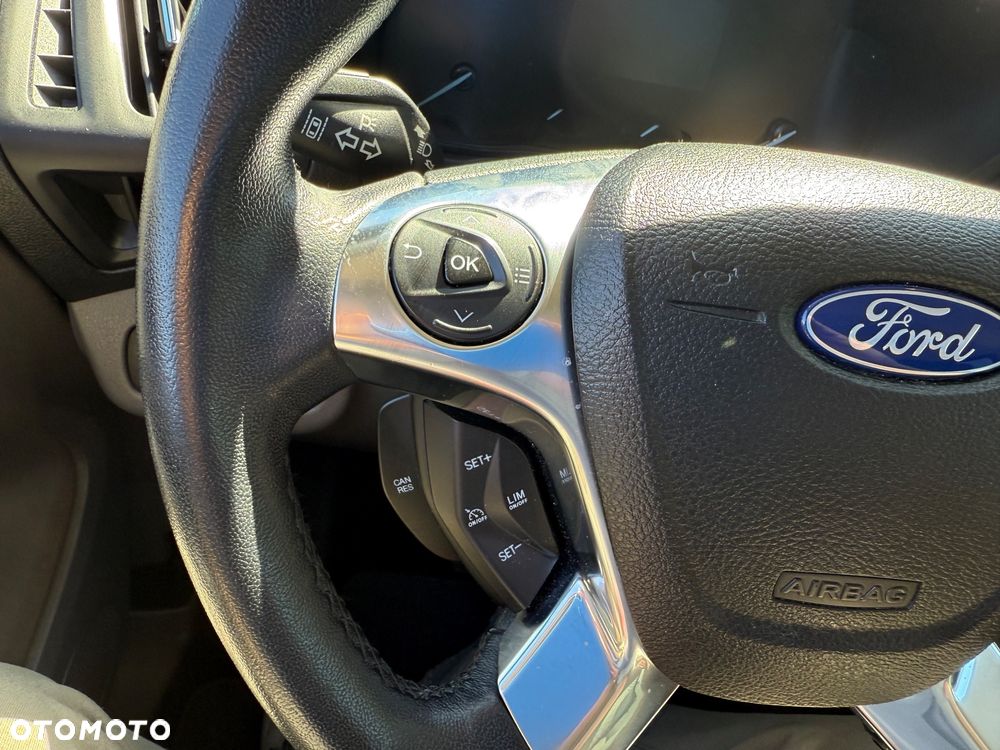 Ford Tourneo Connect Grand 1.5TDCi Start/Stop Titanium - 33