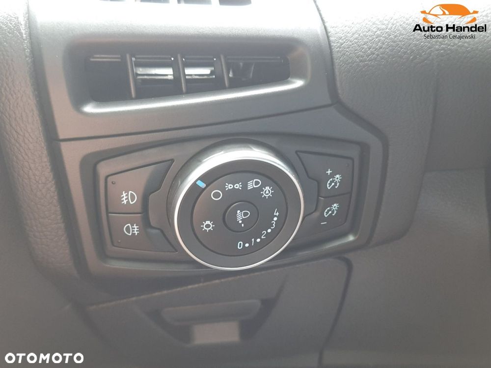 Ford Focus 2.0 EcoBlue Titanium - 20