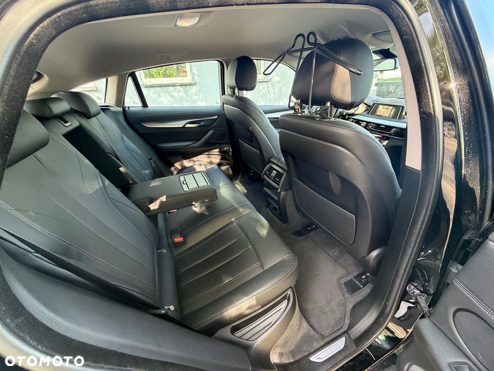 BMW X6 xDrive30d - 27