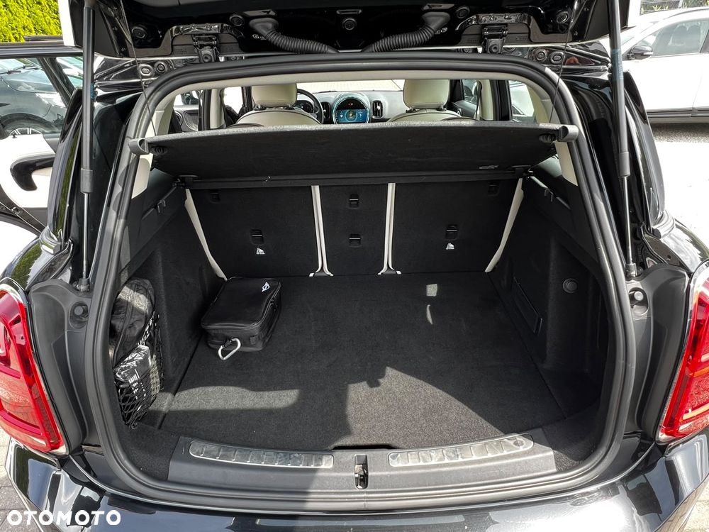 MINI Countryman Cooper Untamed Edition - 12