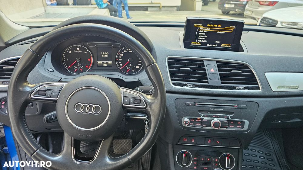 Audi Q3 2.0 35 TDI S tronic quattro Advanced - 5