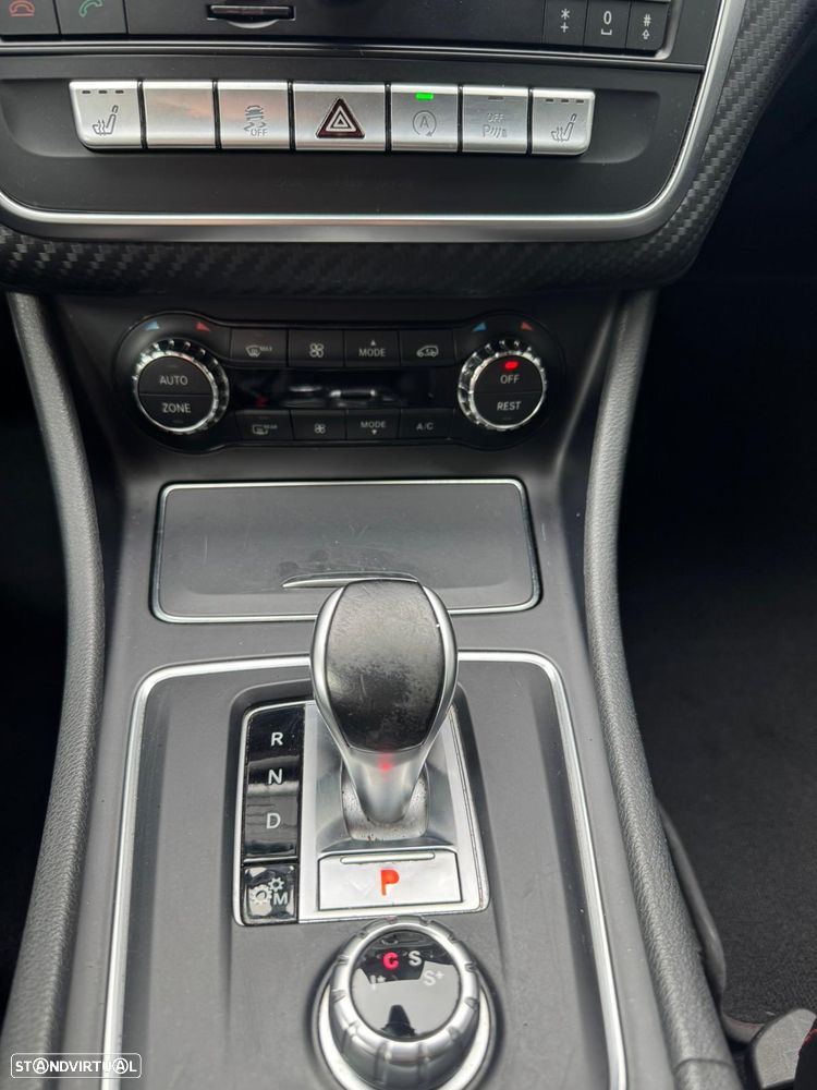 Mercedes-Benz A 45 AMG 4-Matic - 7