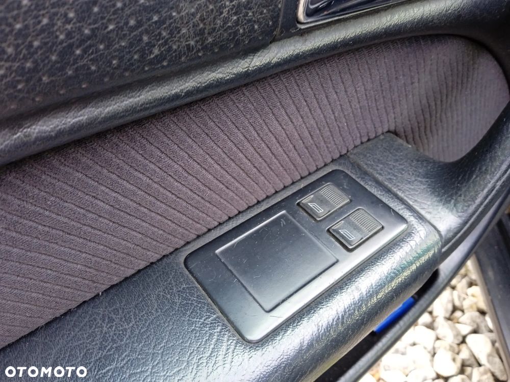 Audi 100 - 13