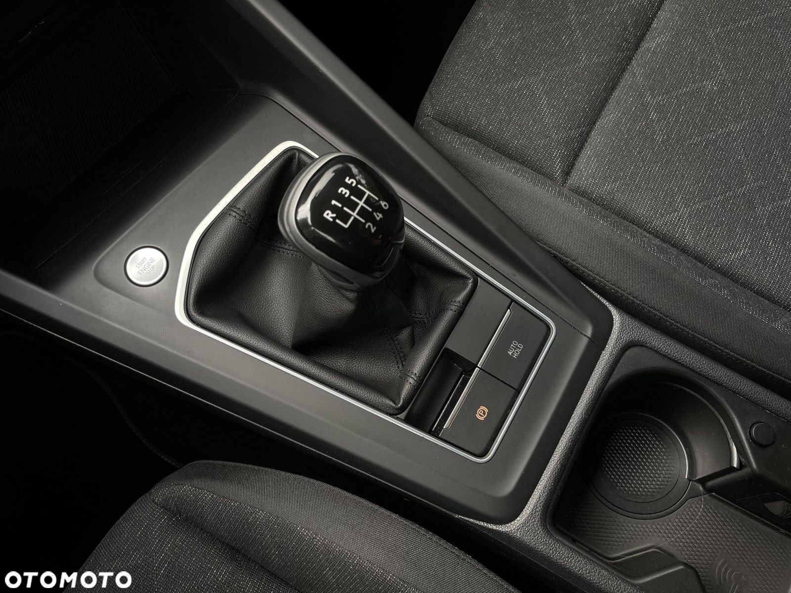 Volkswagen Golf VIII 2.0 TDI Life - 17