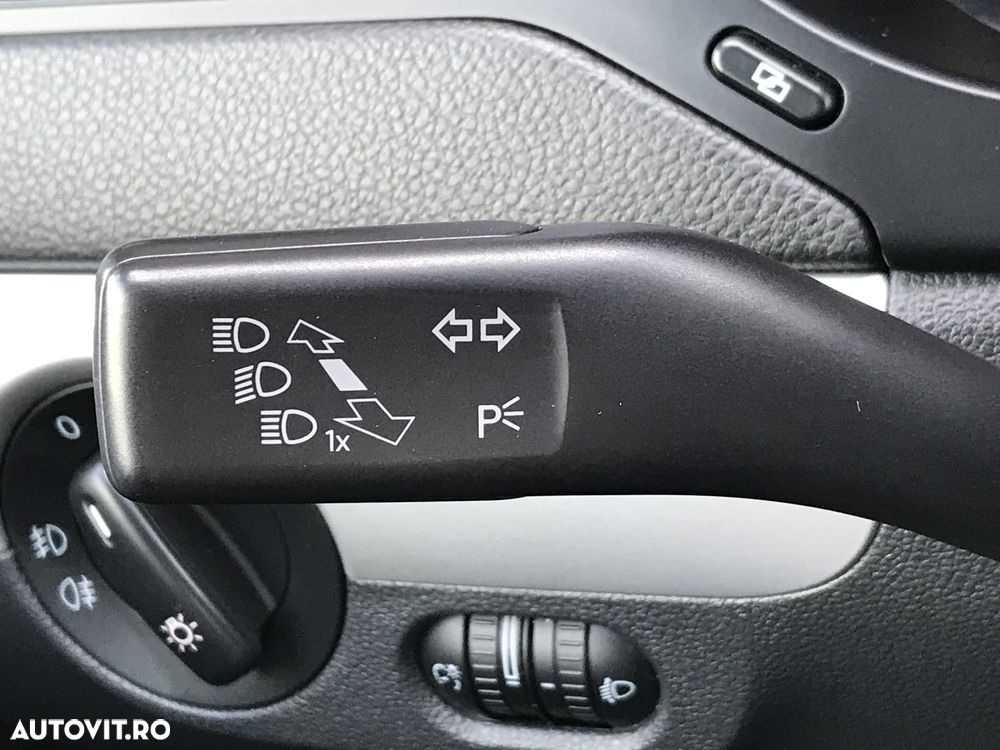 VOLKSWAGEN Jetta 2011 — imagine 25