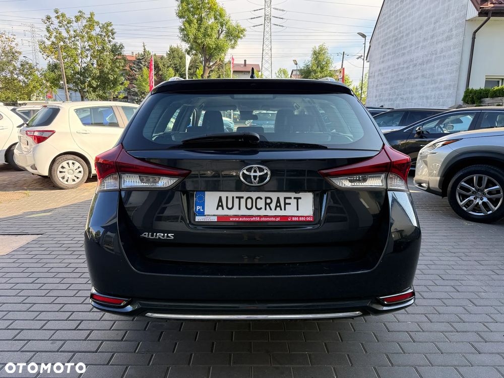 Toyota Auris 1.6 Premium - 29